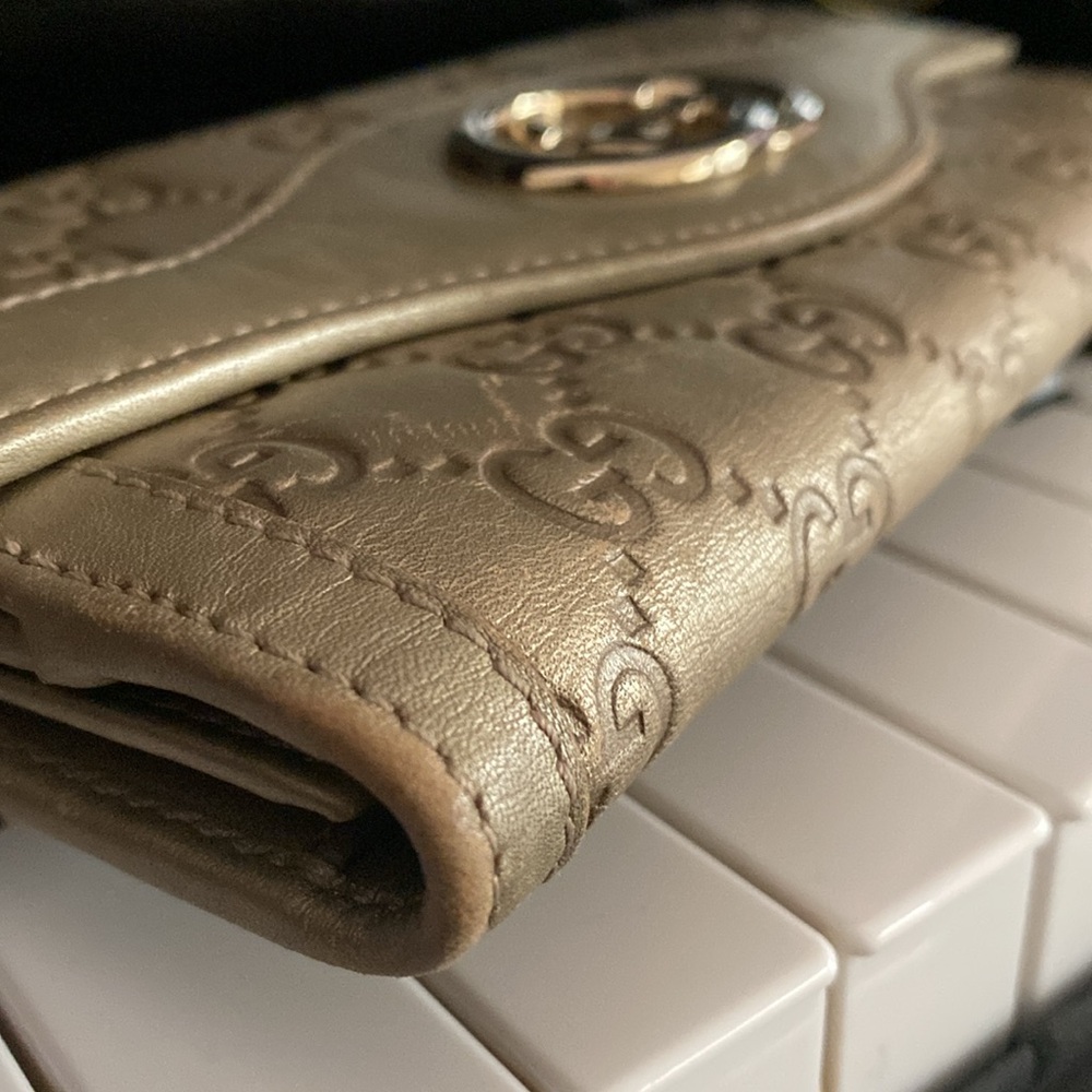 Gucci Guccissima Interlocking GG Wallet - Picture 3 of 11